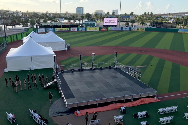 40' x 40' Stage