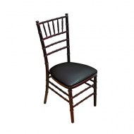 Chairs_EventFurniture/chChiavariMahogany_BlackVinyl_w